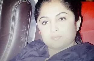 وحشی, کلیپ کم حجم سکسی پلنگ بالا fucks در یک دختر