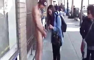 سبزه نوجوان کریستینا بل نوازش گربه با dildo و fucks در یک فیلمهای کم حجم سکسی دختر